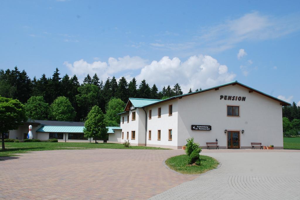 Hotel Raeuberschaenke Oederan Exterior foto